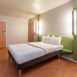 Standard Doppelzimmer für Gäste mit Behinderungen